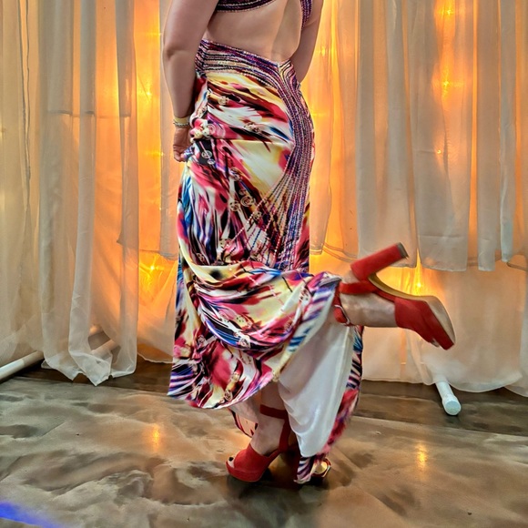 Vince Camuto Shoes - ✨Vince Camuto red pumps✨